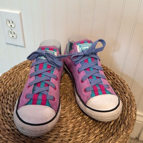 Converse Pink and Blue Sneakers - 4 - Good Condition - See all photos - Picture 3 of 9